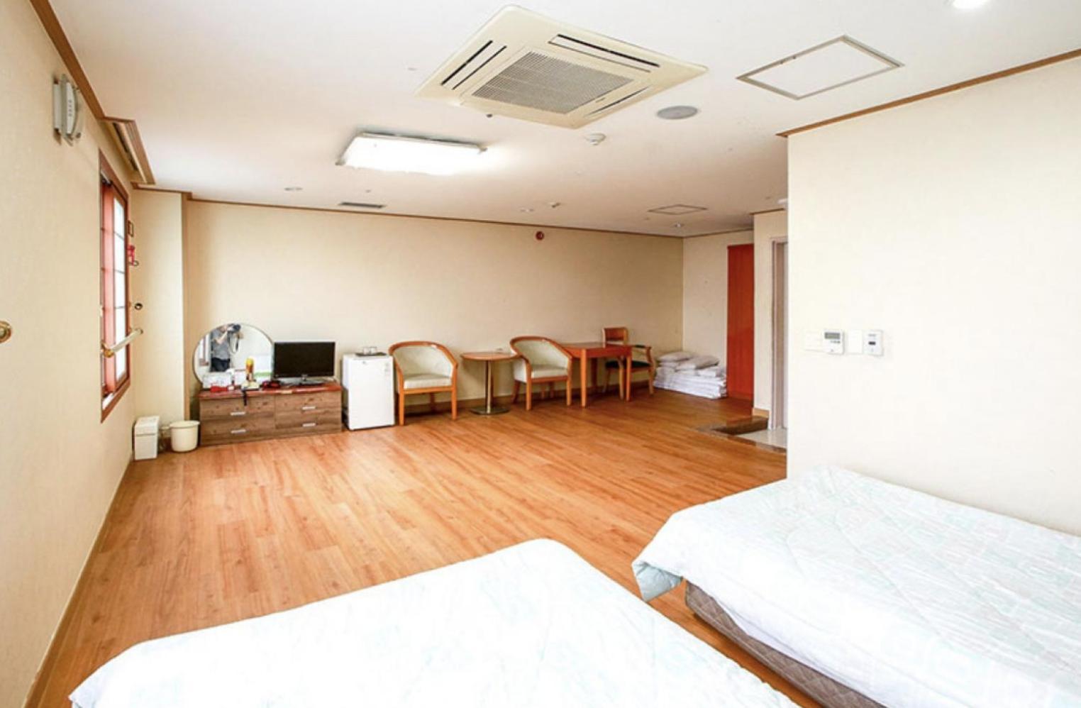 Jeju Royal Hotel Экстерьер фото
