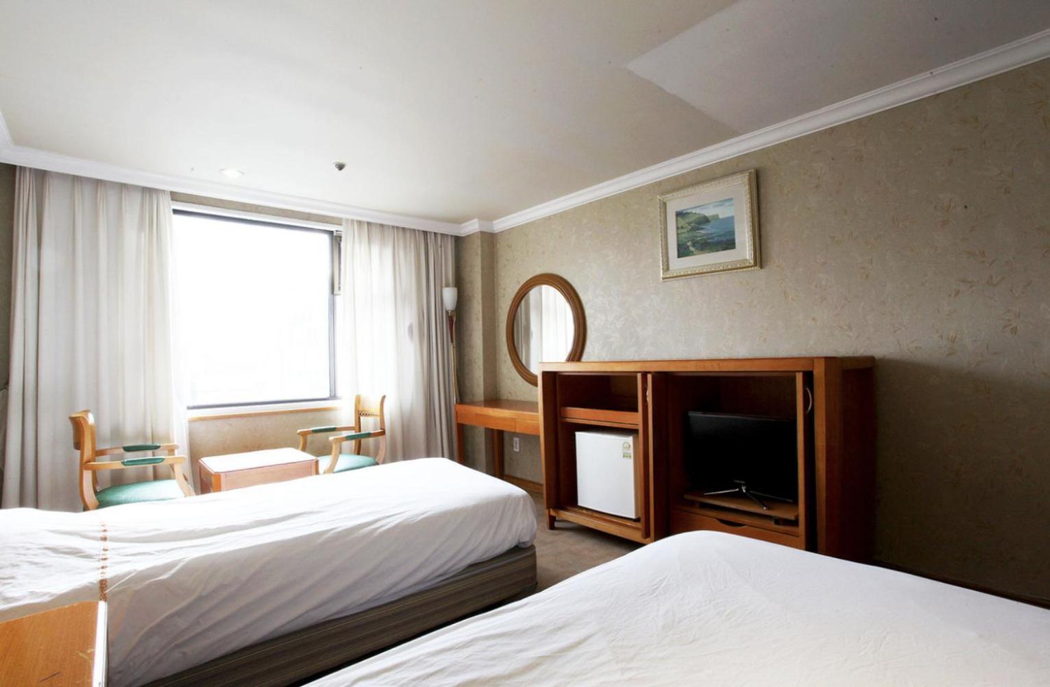 Jeju Royal Hotel Экстерьер фото