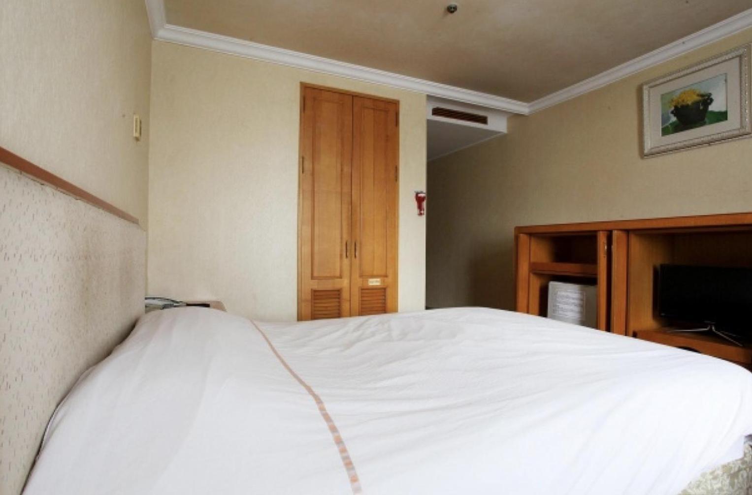 Jeju Royal Hotel Экстерьер фото