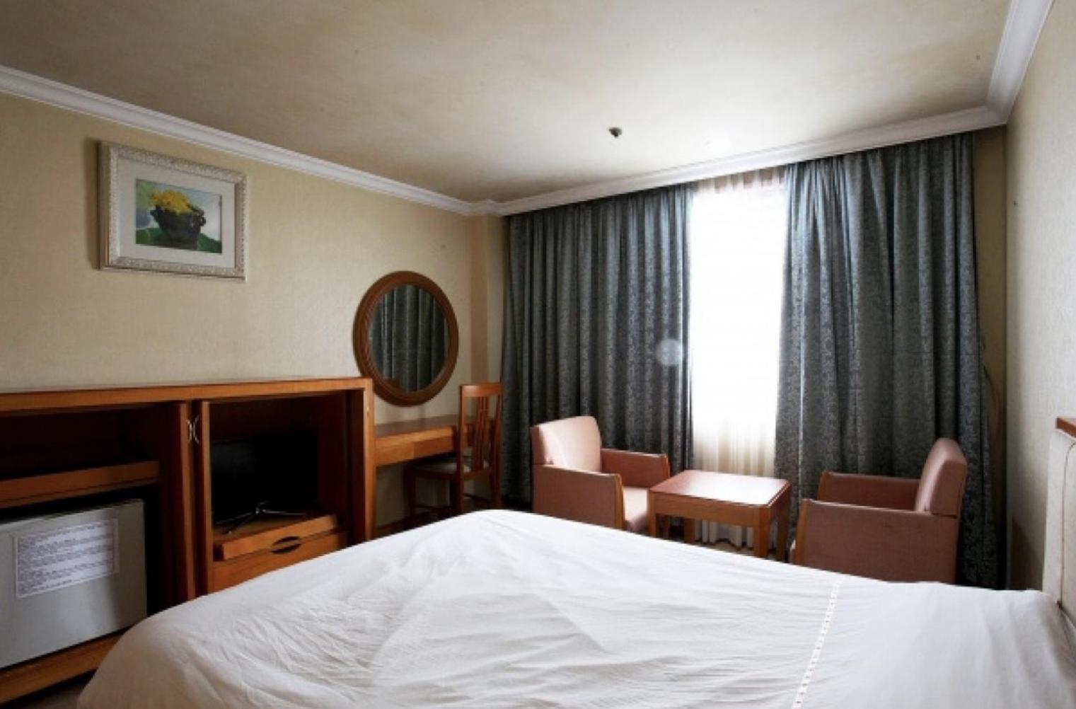 Jeju Royal Hotel Экстерьер фото