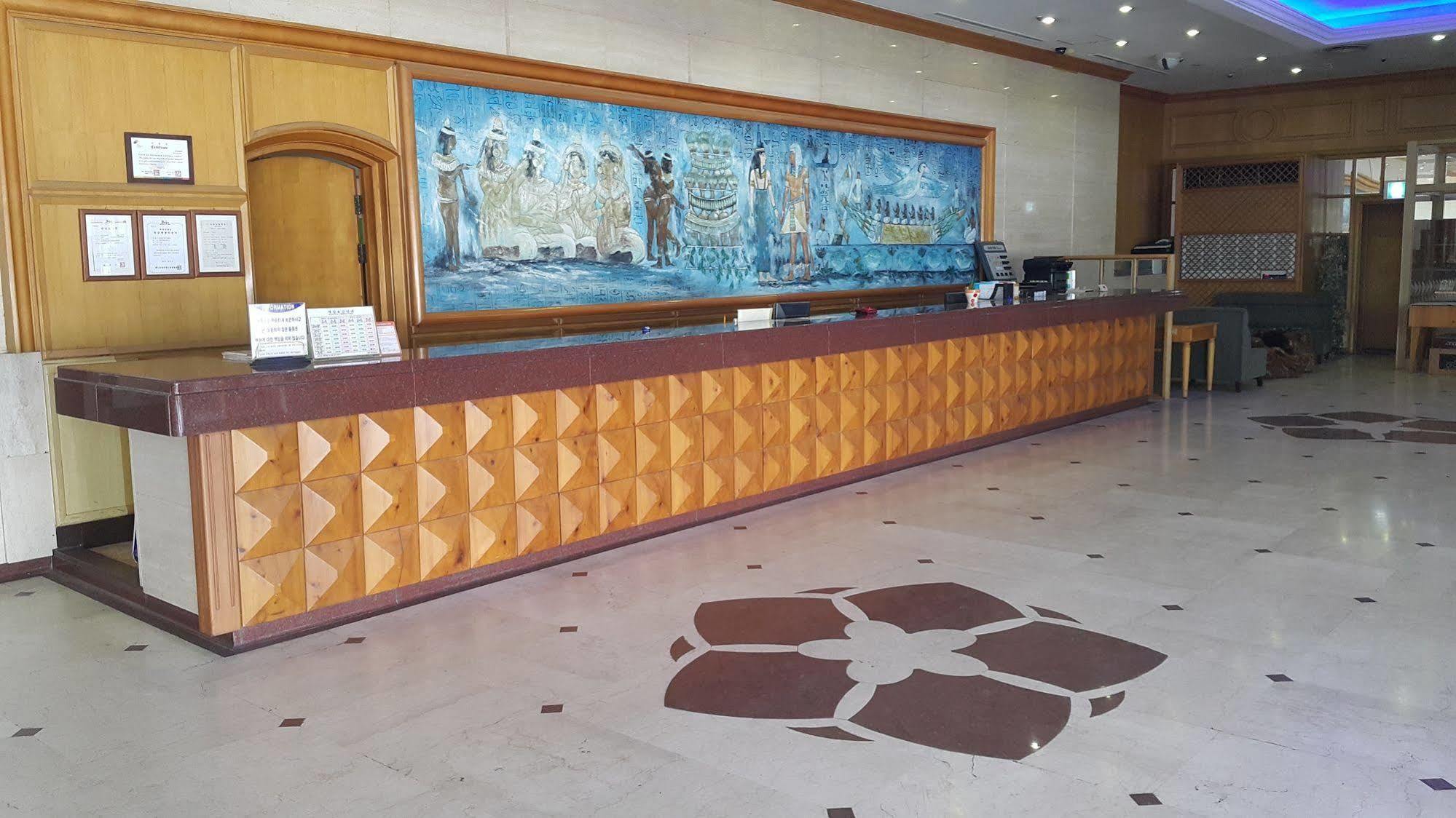 Jeju Royal Hotel Экстерьер фото